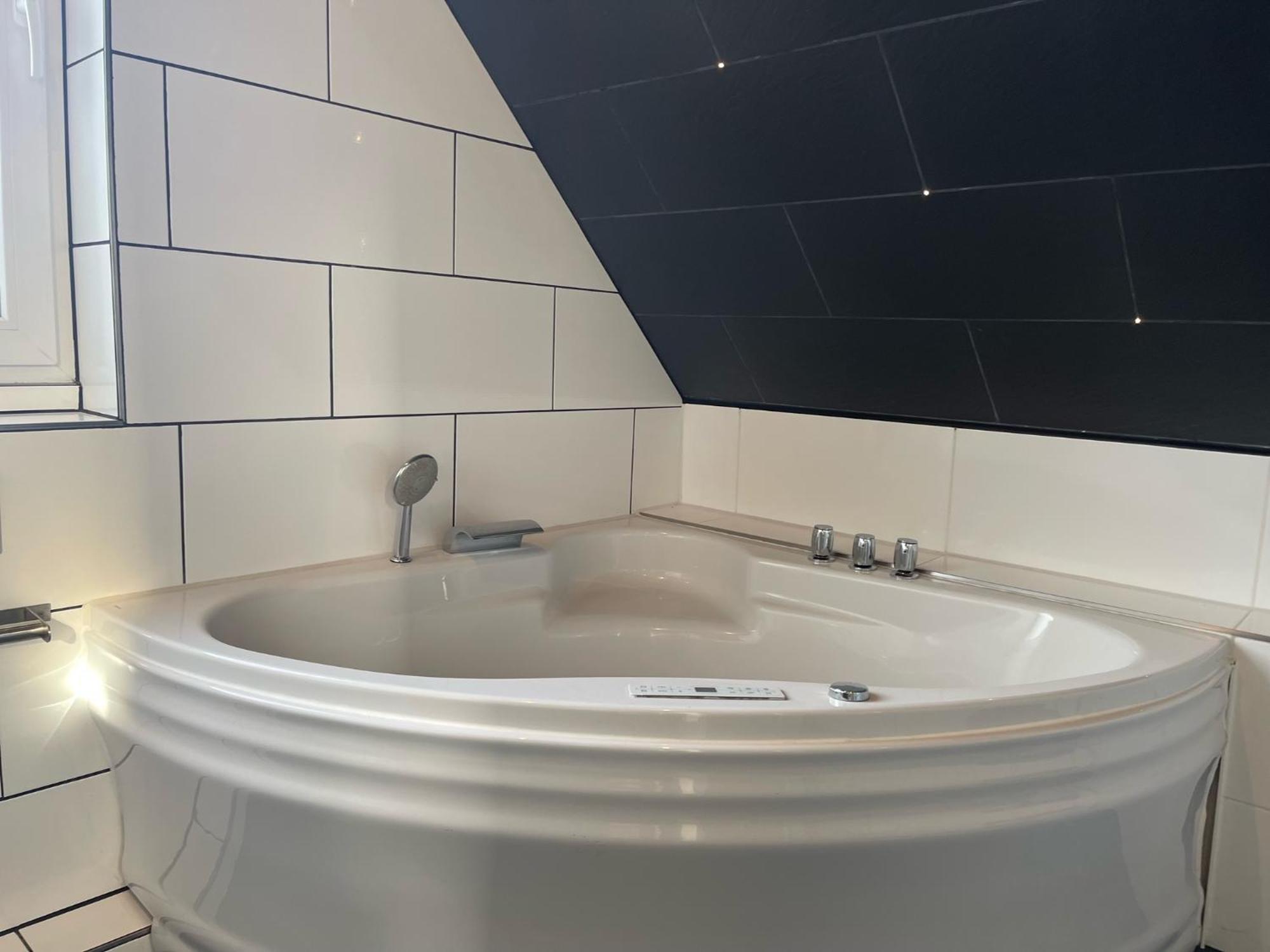 Inselsuites Finkennest Airbus Finkenkwerder 125 M2 Kamin Appartement Hamburg-Harburg